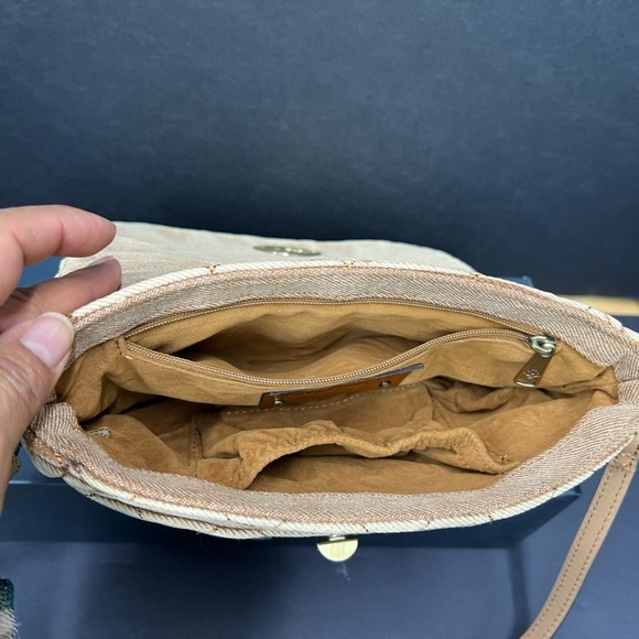 Patricia Nash Bonny Crossbody - Quilted
Stonewashed Denim - Picture 8 of 12